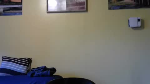 Snapshot of mmr45 chatting on January 2025 10:15:02 PM mmr45 online show from January 2025 10:15:02 PM