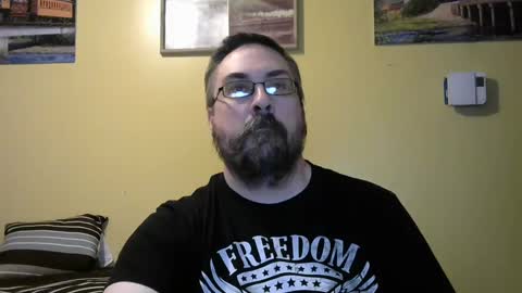 Snapshot of mmr45 chatting on October 2025 04:40:01 AM mmr45 online show from October 2025 04:40:01 AM