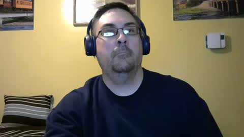 Snapshot of mmr45 chatting on October 2025 03:28:02 AM mmr45 online show from October 2025 03:28:02 AM