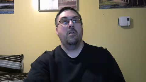 Snapshot of mmr45 chatting on October 2025 04:37:01 AM mmr45 online show from October 2025 04:37:01 AM