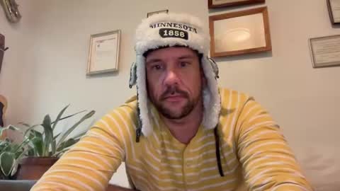 Snapshot of mnbttmguylking chatting on October 2025 01:23:01 PM TightHoleMPLS online show from October 2025 01:23:01 PM