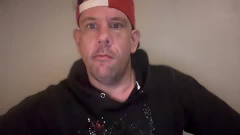 Snapshot of mnbttmguylking chatting on December 2025 01:59:02 PM TightHoleMPLS online show from December 2025 01:59:02 PM