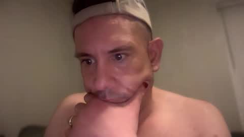 Snapshot of mnbttmguylking chatting on April 2026 06:52:01 AM TightHoleMPLS online show from April 2026 06:52:01 AM