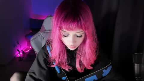 mnepohhh online show from May 2026 10:38:01 PM
