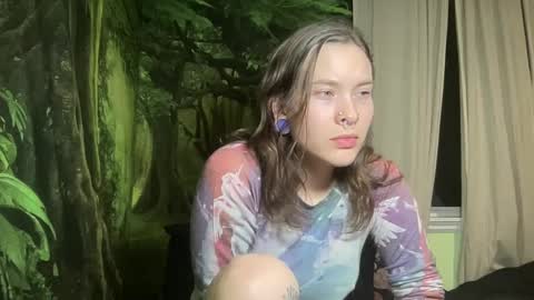 Snapshot of mo0n_goddess chatting on January 2025 08:42:01 AM Misty online show from January 2025 08:42:01 AM