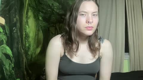 Snapshot of mo0n_goddess chatting on February 2025 03:23:01 AM Misty online show from February 2025 03:23:01 AM