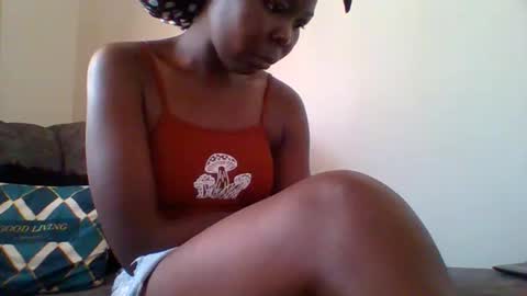 Snapshot of moandollars chatting on November 2025 10:15:02 AM moandollars online show from November 2025 10:15:02 AM