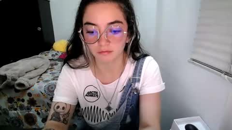 Sam online show from December 2025 01:32:02 AM