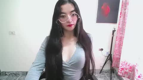 Sam online show from May 2026 06:15:02 PM