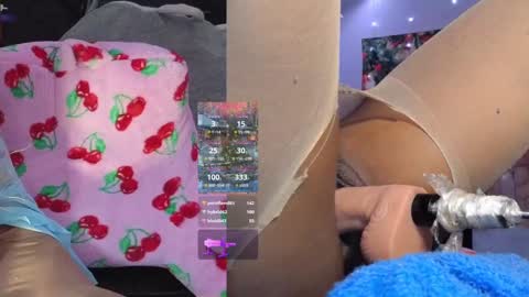 MOCHA   JAMES THE NPC  online show from December 2024 12:38:02 PM