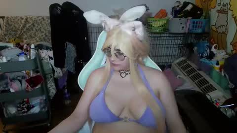 The Mochi Rainbow Variety Show online show from April 2026 04:11:01 AM