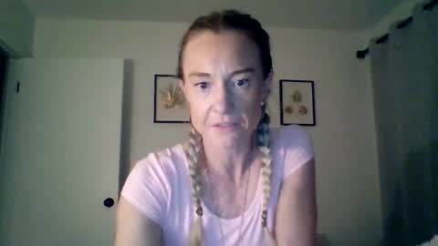 Snapshot of mockingbirds91 chatting on April 2026 03:20:02 AM mockingbirds91 online show from April 2026 03:20:02 AM