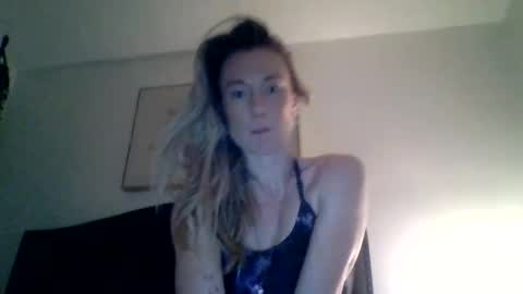 Snapshot of mockingbirds91 chatting on April 2026 02:47:02 AM mockingbirds91 online show from April 2026 02:47:02 AM