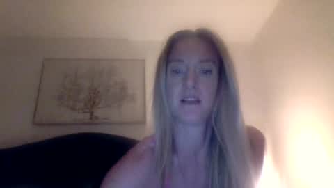Snapshot of mockingbirds91 chatting on June 2026 06:23:02 AM mockingbirds91 online show from June 2026 06:23:02 AM