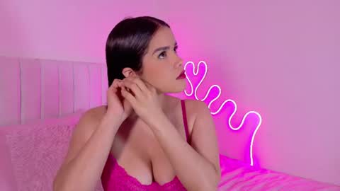 zoe ross online show from July 2026 07:12:02 PM