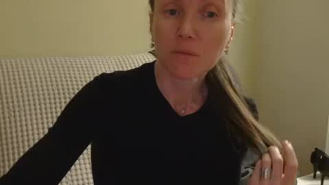 Aurora online show from April 2026 08:25:02 PM