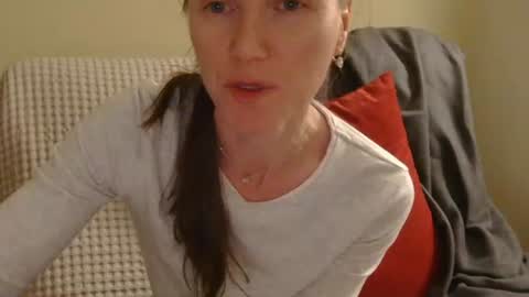 Aurora online show from April 2026 09:48:01 PM