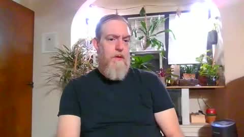 moeblick online show from January 2025 12:24:01 PM