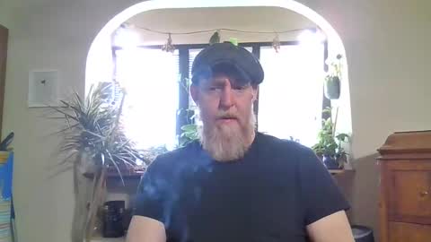 moeblick online show from February 2025 06:32:02 PM