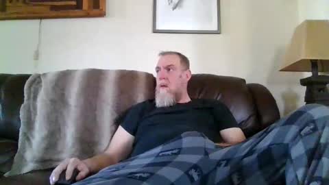 moeblick online show from February 2025 06:56:02 PM