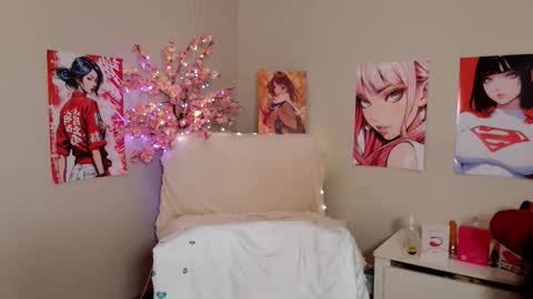 Snapshot of moertomlly chatting on October 2025 04:35:01 AM Molly online show from October 2025 04:35:01 AM