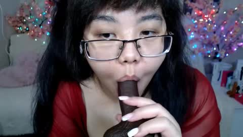 Molly online show from April 2026 03:48:01 AM