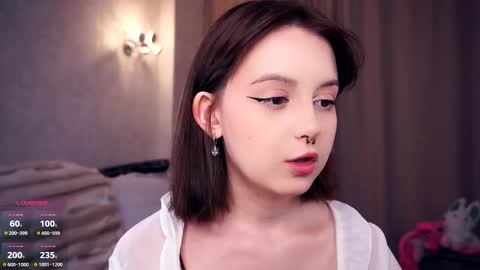 Snapshot of moiregathright chatting on September 2025 05:09:02 AM My name is Eda online show from September 2025 05:09:02 AM