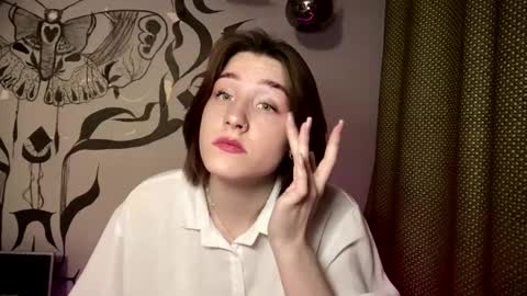 Snapshot of moiregathright chatting on January 2026 07:10:02 AM My name is Eda online show from January 2026 07:10:02 AM