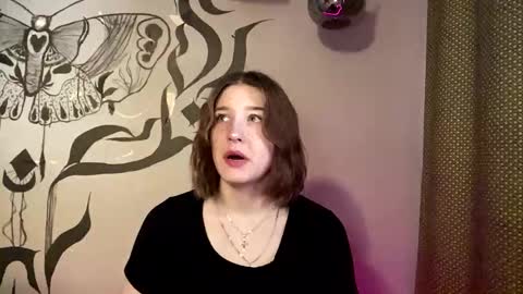 Snapshot of moiregathright chatting on February 2026 09:34:01 AM My name is Eda online show from February 2026 09:34:01 AM