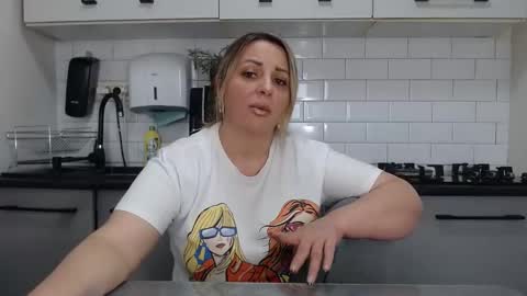 erika online show from December 2024 09:24:01 AM