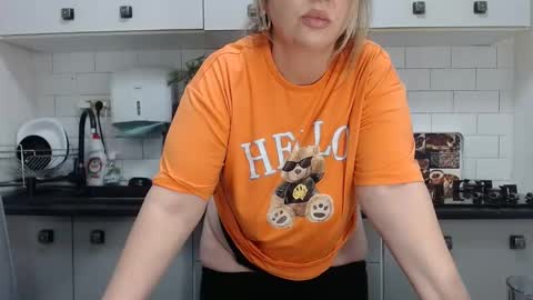 erika online show from January 2025 06:07:01 PM