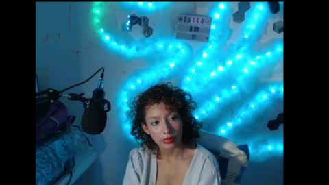 moka_soul online show from June 2026 07:19:01 PM