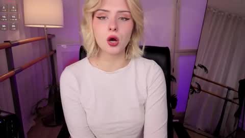 Molly online show from February 2026 03:34:02 PM