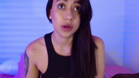 Snapshot of moll1e_ chatting on March 2025 01:15:01 AM M o L l i E online show from March 2025 01:15:01 AM