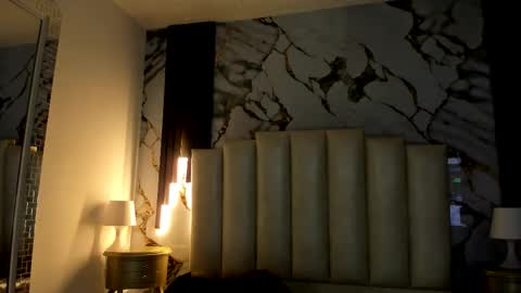 Hey Guys  Im Mollie online show from November 2025 12:15:02 PM