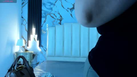 Hey Guys  Im Mollie online show from June 2026 12:25:01 PM