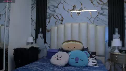Hey Guys  Im Mollie online show from July 2026 12:13:01 PM