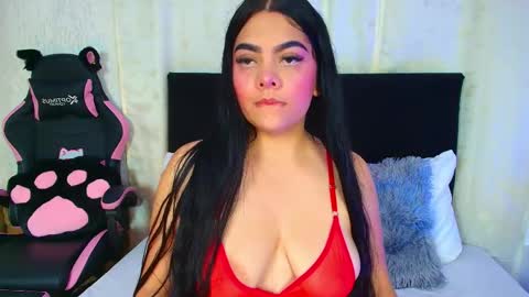 Snapshot of molly_bick chatting on May 2026 05:26:01 AM Molly Bick online show from May 2026 05:26:01 AM