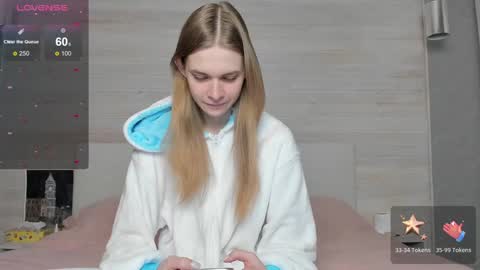 Molly Hunt online show from January 2025 03:11:01 AM