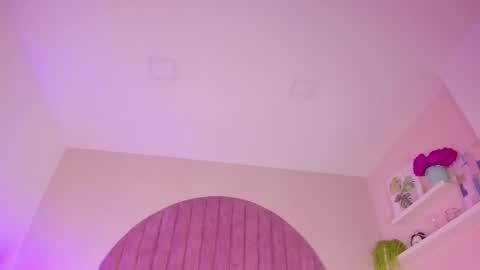 Snapshot of molly_jackson chatting on January 2025 12:51:02 PM Molly Jackson online show from January 2025 12:51:02 PM