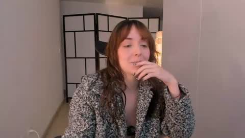   MOLLY   online show from June 2026 02:21:02 PM