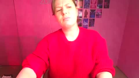 Molly online show from January 2026 01:02:02 PM