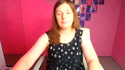 Molly online show from July 2026 11:45:02 AM