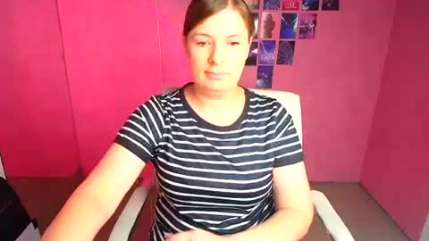 Molly online show from July 2026 12:20:01 PM