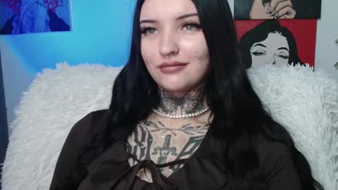 Lina online show from November 2025 09:09:02 AM