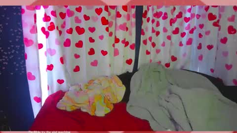 molly_moons online show from February 2026 06:31:01 PM