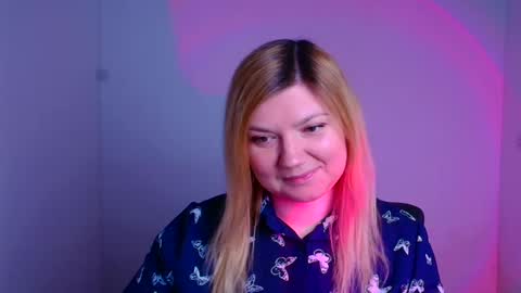 Molly online show from February 2025 12:39:02 PM