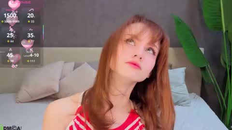 Molly online show from October 2025 01:25:01 AM