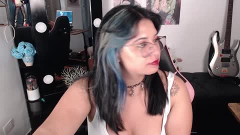 Molly online show from February 2025 09:05:02 AM