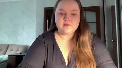 Snapshot of mollyas chatting on March 2026 11:16:02 AM Alice online show from March 2026 11:16:02 AM